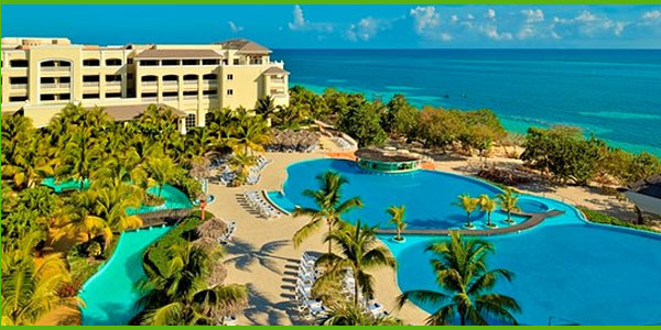 island-dream-montego-bay-airport-transfer-iberostar-rosehall-pool island-dream-montego-bay-airport-transfer-iberostar-rosehall-pool