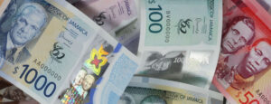 5 Best Ways to Exchange American Currency to Jamaican on Vacation
