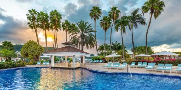 airport-transfer-to-moon-palace-pool