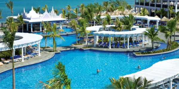 airport-transfer-to-riu-montego-bay-property airport-transfer-to-riu-montego-bay-property