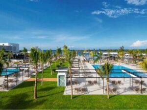 Private Transfer from MBJ Airport to Hotel Riu Palace Jamaica