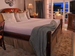 airport-transfer-to-sandals-ochi-bedroom