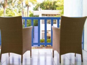 airport-transfer-to-tobys-resort-balcony airport-transfer-to-tobys-resort-balcony