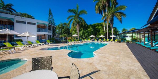 airport-transfer-to-tobys-resort-pool airport-transfer-to-tobys-resort-pool