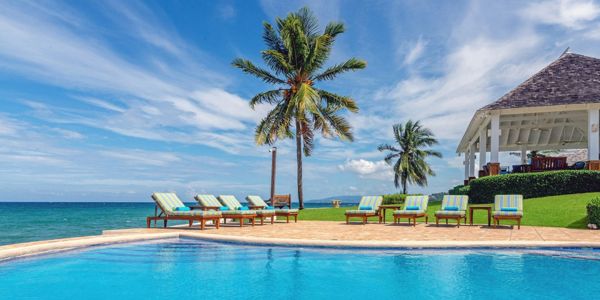 airport-transfer-to-tryall-pool-deck airport-transfer-to-tryall-pool-deck