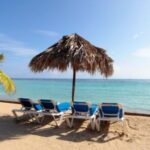 airport transfer to runaway bay hotel beach