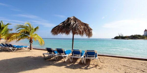 island-dream-tour-airport-transfer-to-runaway-bay-hotel-beach island-dream-tour-airport-transfer-to-runaway-bay-hotel-beach