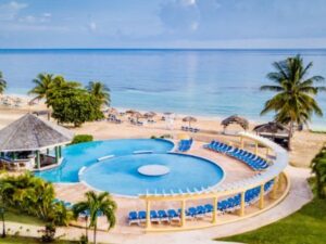 island-dream-tour-airport-transfer-to-runaway-bay-hotel-pool-view island-dream-tour-airport-transfer-to-runaway-bay-hotel-pool-view