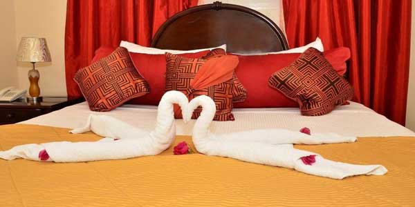 island-dream-tours-airport-transfers-to-el-greco-resort-montego-bay-bedroom island-dream-tours-airport-transfers-to-el-greco-resort-montego-bay-bedroom