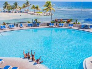 island-dream-tours-airport-transfers-to-holiday-inn-resort-montego-bay-pool-view-1 island-dream-tours-airport-transfers-to-holiday-inn-resort-montego-bay-pool-view-1