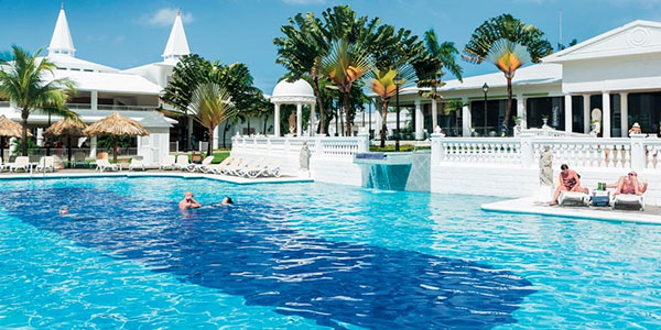 island-dream-tour-riu-negril-pool-1 island-dream-tour-riu-negril-pool-1