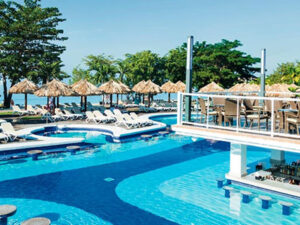 island-dream-tour-riu-negril-pool island-dream-tour-riu-negril-pool