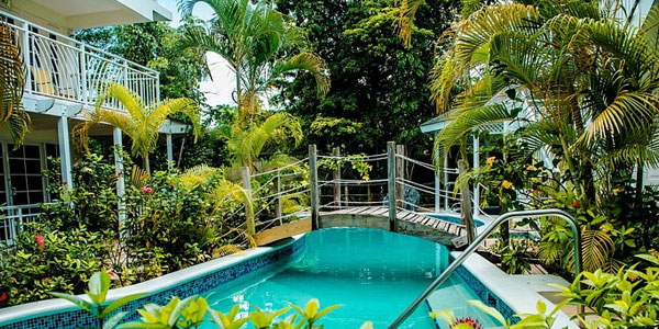 island-dream-tour-rondel-village-pool island-dream-tour-rondel-village-pool