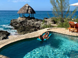 Montego Bay Airport Transfer to Tensing Pen Hotel
