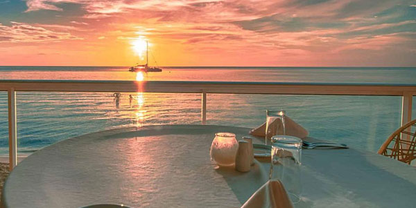 island-dream-tour-travellers-beach-resort-negril-sunset island-dream-tour-travellers-beach-resort-negril-sunset