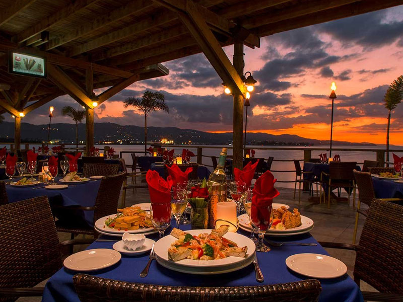 affordable-tours-jamaica-attractions-pier-one-restaurant.jpg