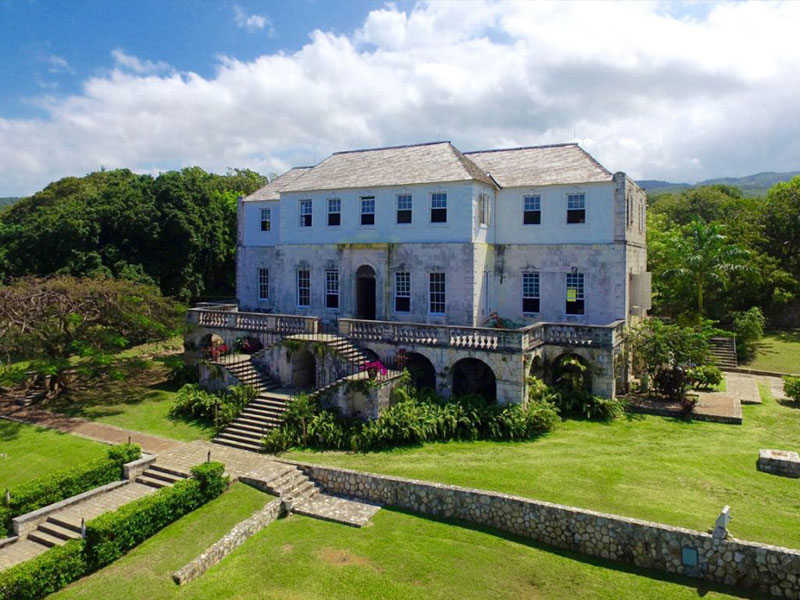affordable-tours-jamaica-attractions-rose-hall-great-house-3.jpg